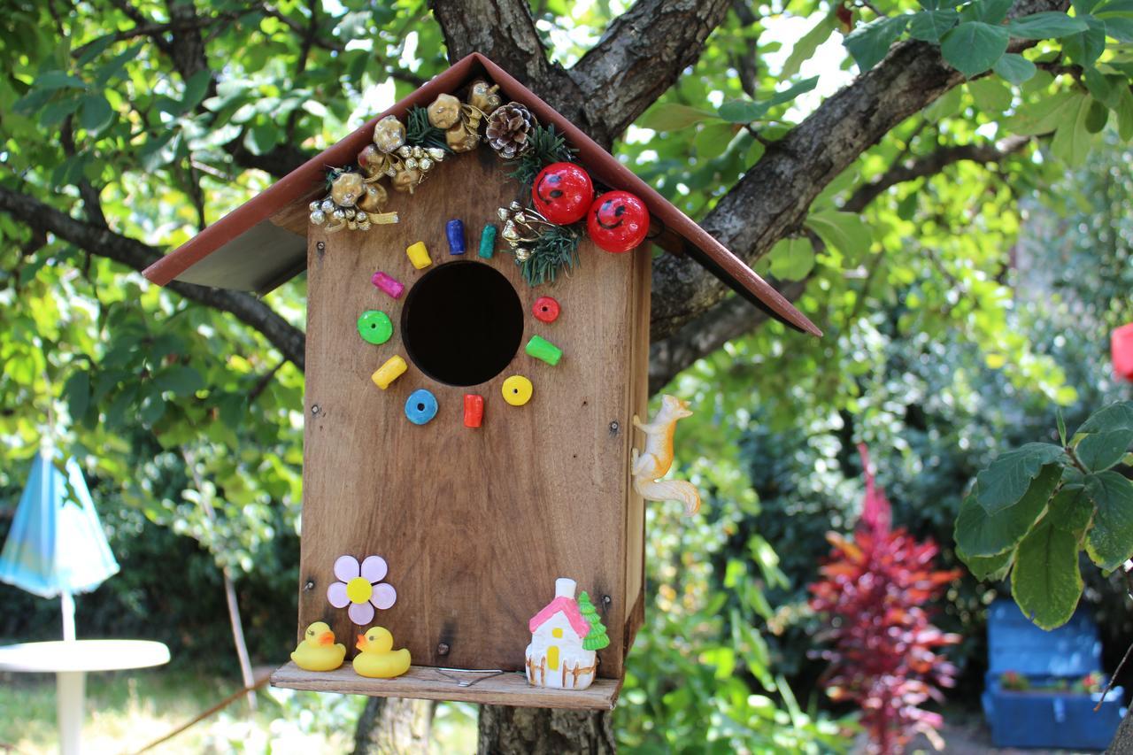 Guest House Poligloti Telavi Ngoại thất bức ảnh